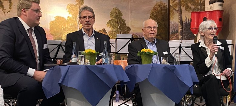 von links nach rechts: Henrik Wärner, Klaus Wirth, Udo Bernshausen und Astrid Vockert